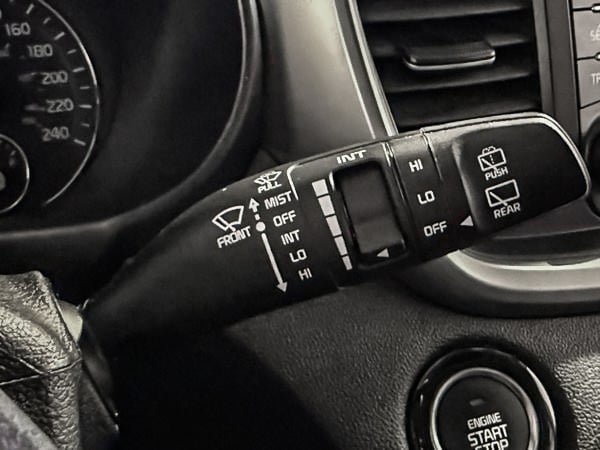 2020 Kia Sorento LX+-17