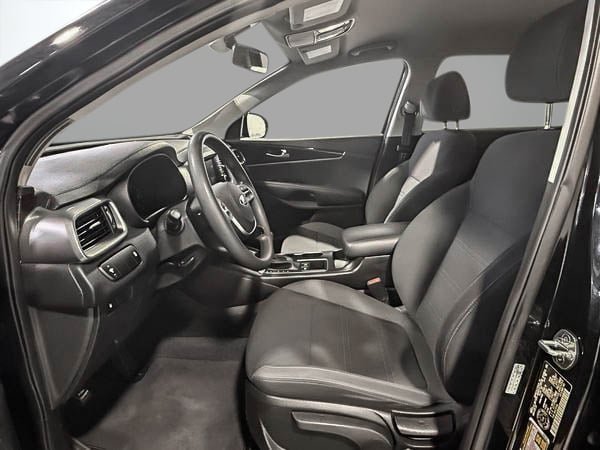 Kia Sorento LX 2020-12