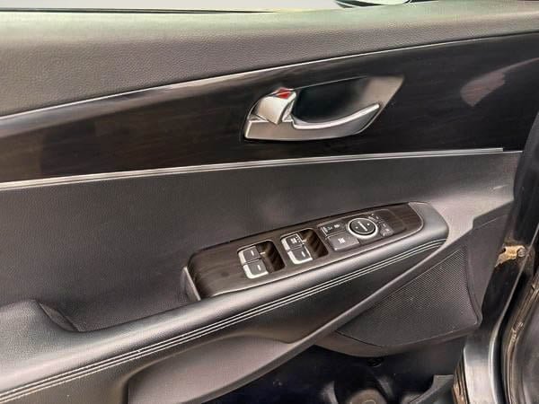2020 Kia Sorento LX V6 AWD-11