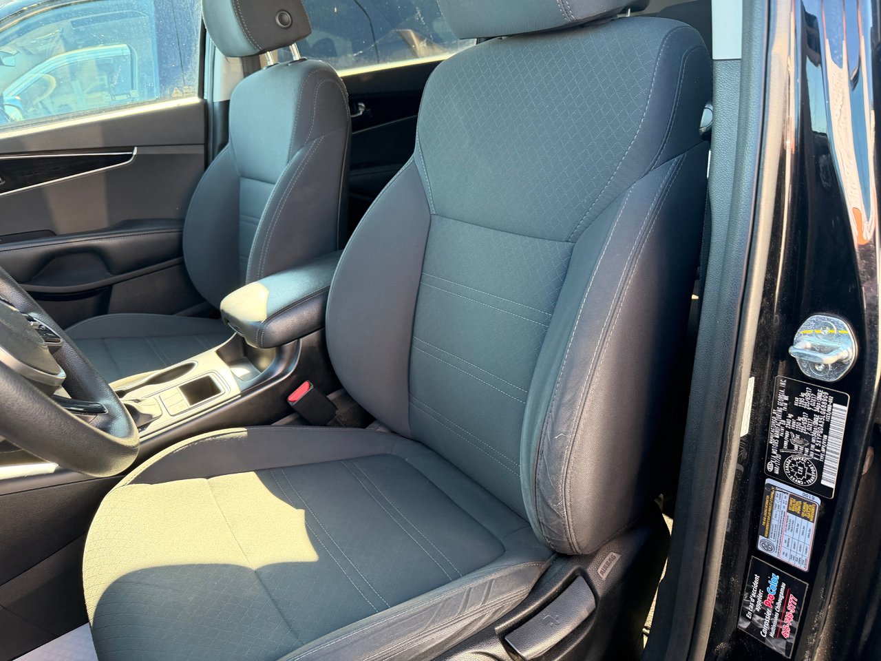 Kia Sorento LX 2.4L 2020-12