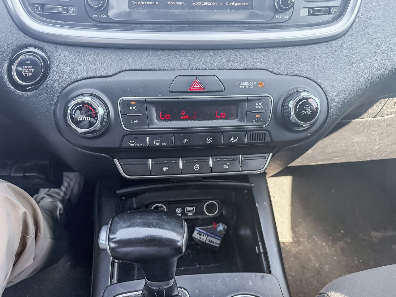 2020 Kia Sorento LX V6 AWD-23