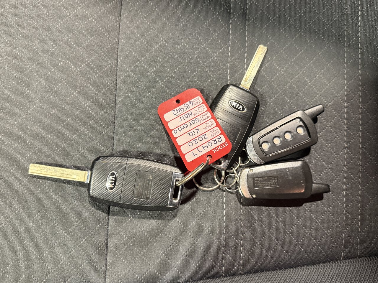 Kia Sorento LX 2020-26