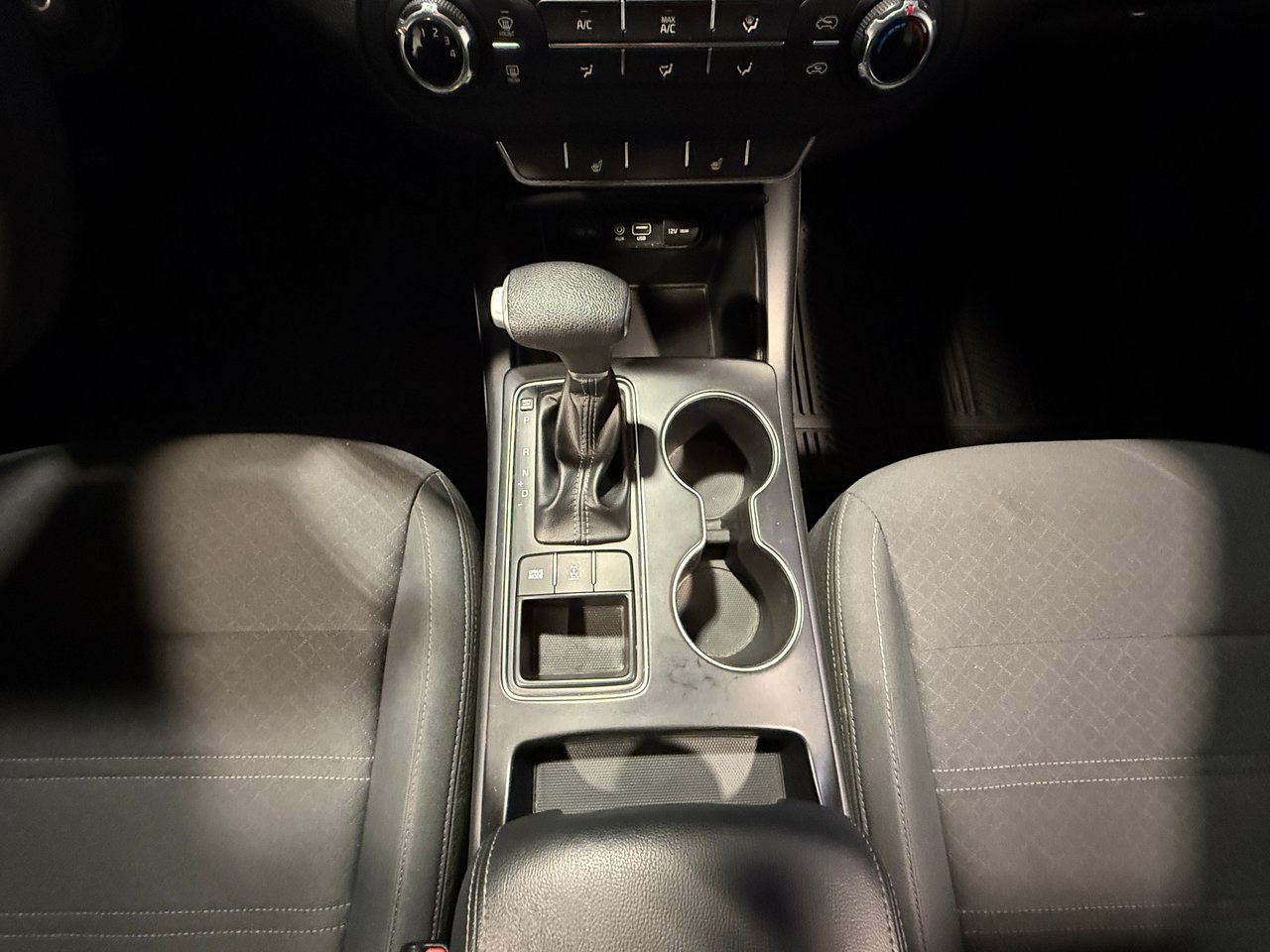 Kia Sorento LX 2020-22