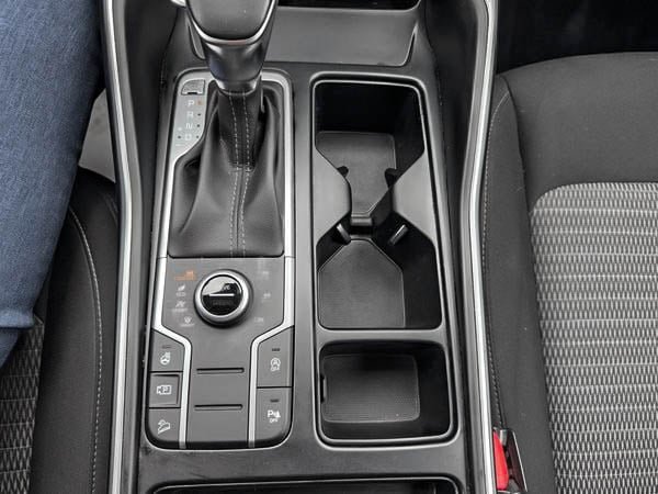 2021 Kia Sorento LX 2.5L-23