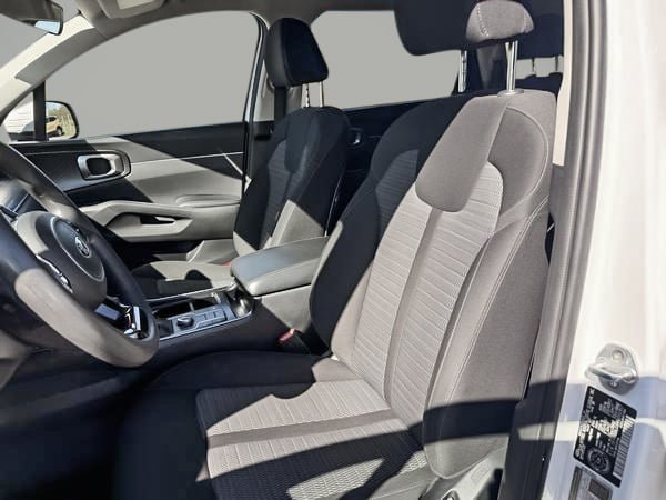 2021 Kia Sorento LX PLUS-12