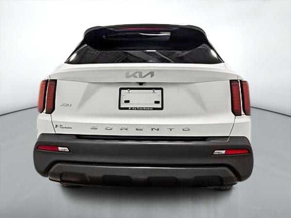 2022 Kia Sorento lx +-3