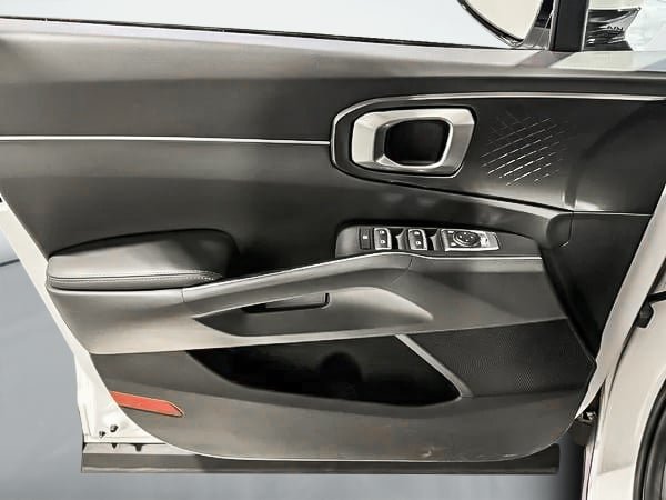 2022 Kia Sorento lx +-10