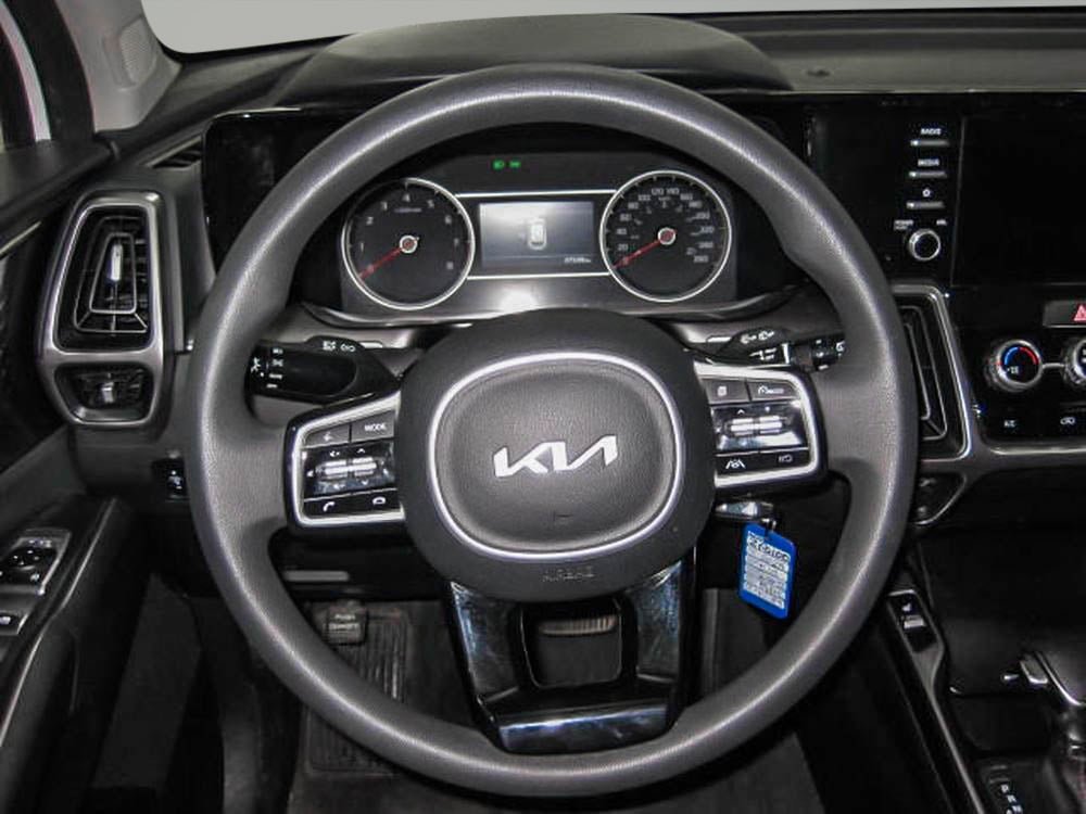 2023 Kia Sorento LX premium-13