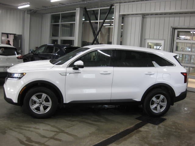 2023 Kia Sorento LX premium-2