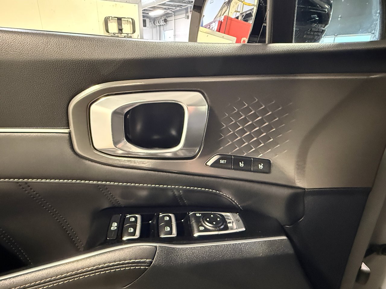 2023 Kia Sorento SX-13