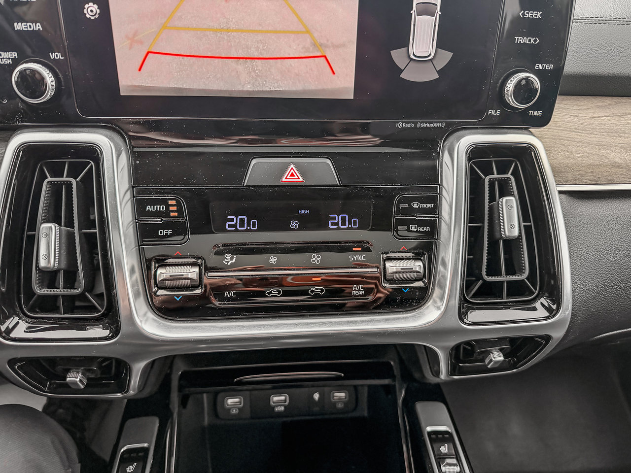 Kia Sorento EX+ 2023-21