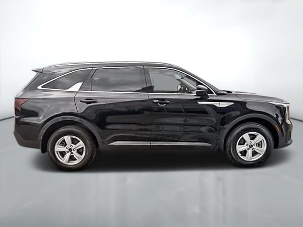 2025 Kia Sorento LX-7