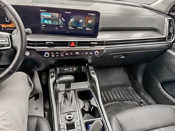 2025 Kia Sorento EX AWD-23