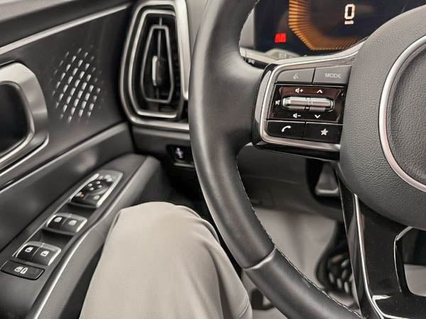 2025 Kia Sorento EX AWD-17