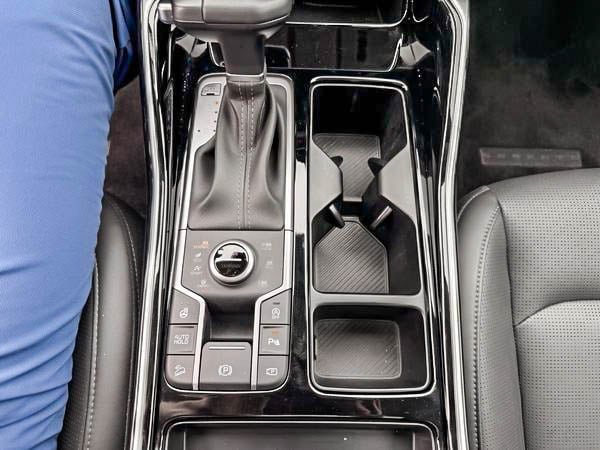 2025 Kia Sorento X-LINE AWD-20
