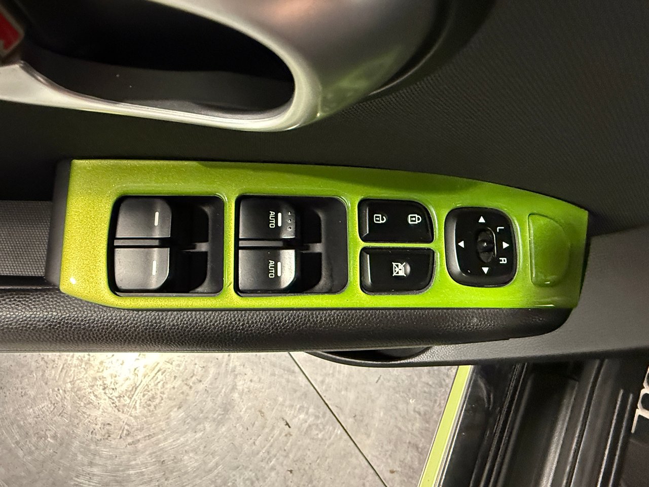 2016 Kia Soul EX-11