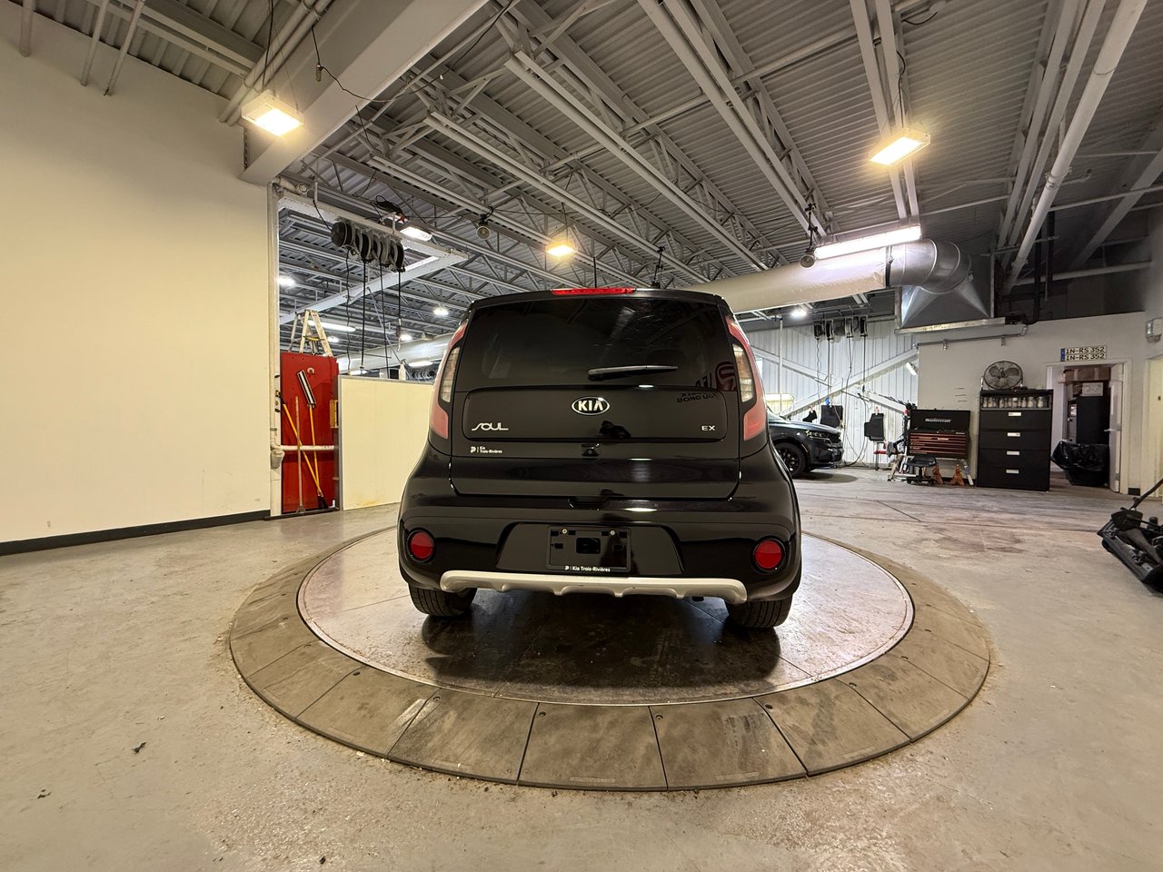 Kia Soul PLUS 2018-3