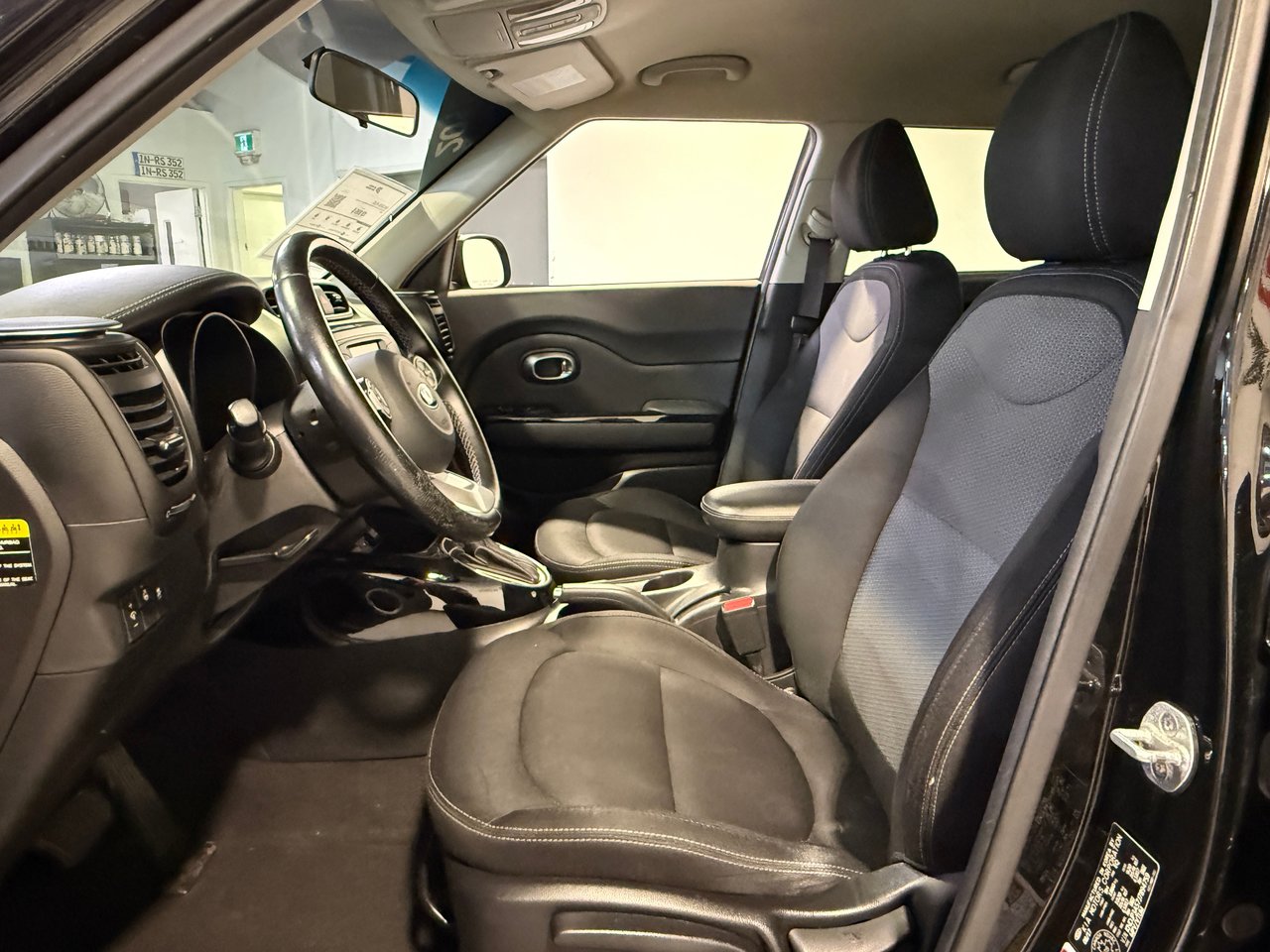Kia Soul PLUS 2018-13