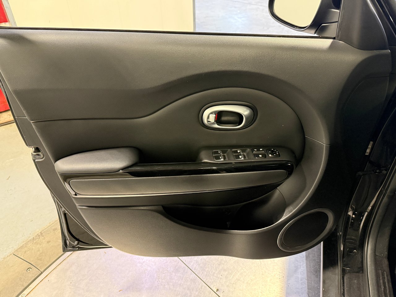 Kia Soul PLUS 2018-10