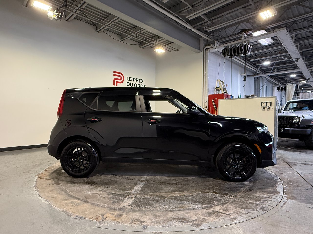 Kia Soul LX 2021-1