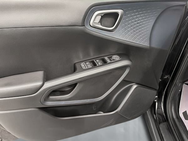 Kia Soul EX 2023-4