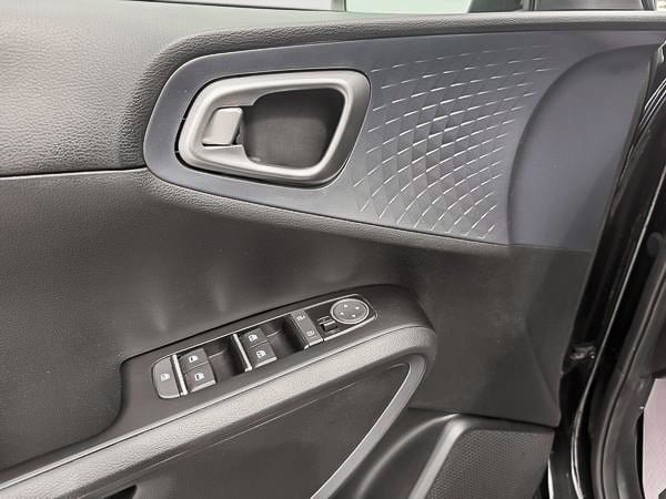 Kia Soul EX 2023-5