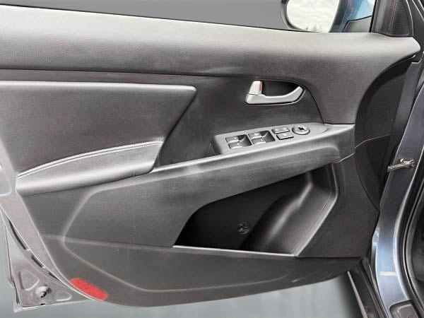 Kia Sportage LX FWD 2016-10