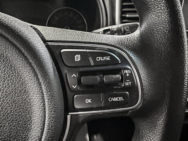 Kia Sportage LX 2018-15