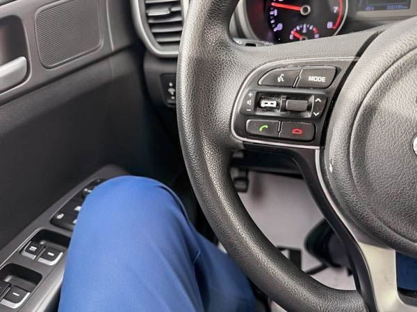 Kia Sportage LX AWD 2018-16