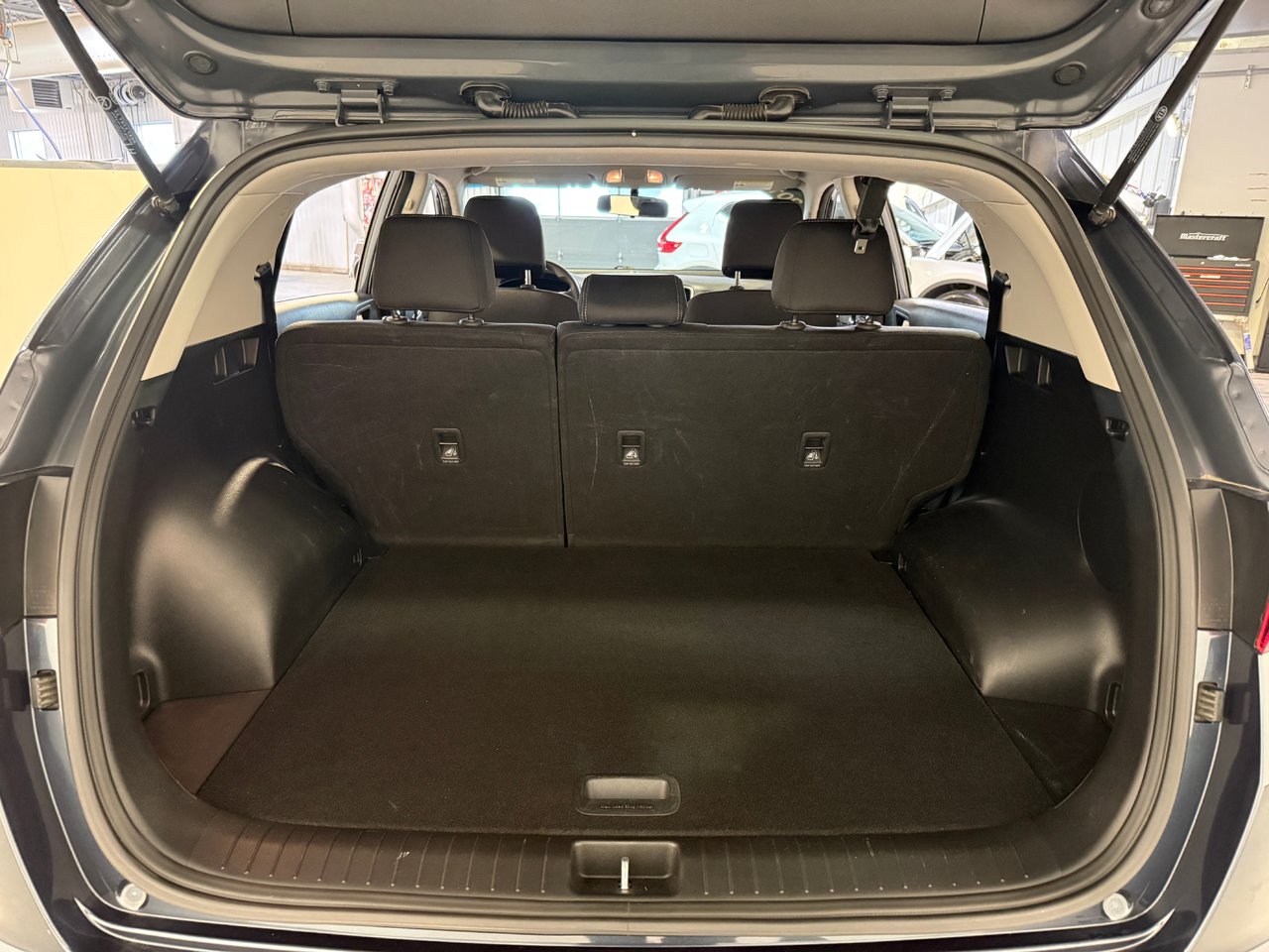 Kia Sportage LX 2019-24