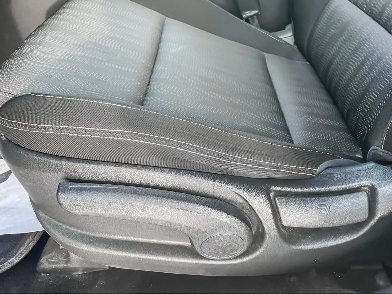 Kia Sportage LX FWD 2020-13