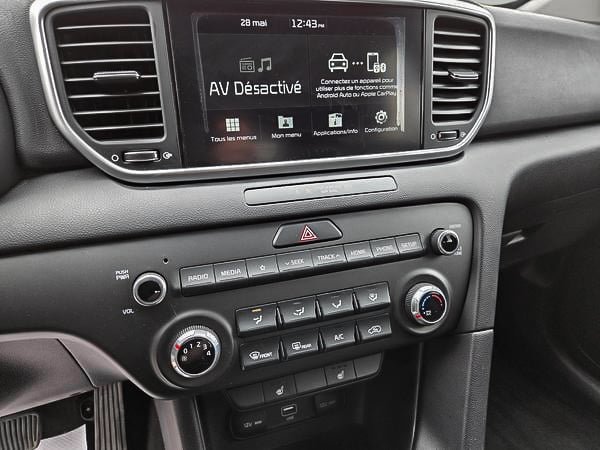 Kia Sportage LX 2020-15