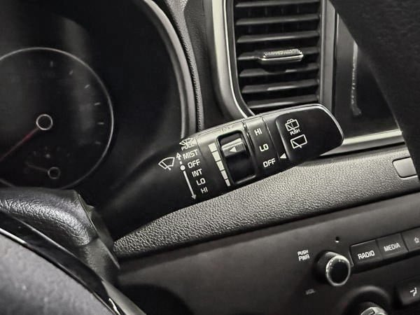Kia Sportage LX ANNIVERSARY 2020-17