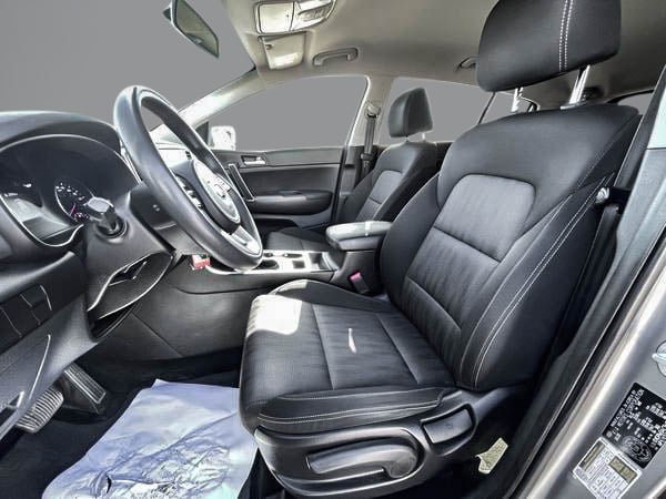 Kia Sportage LX 2021-10