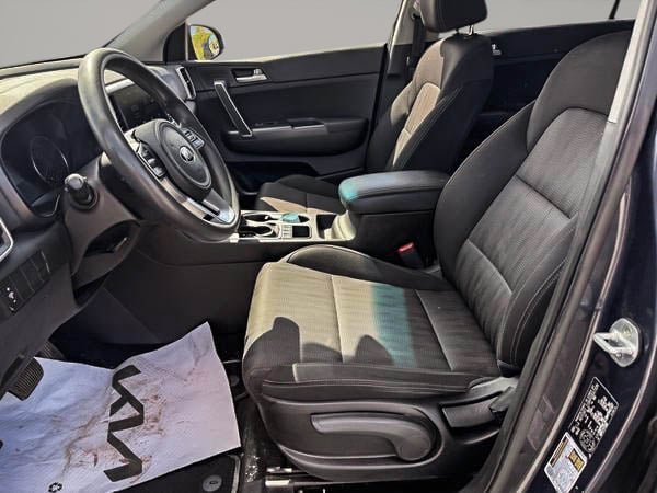Kia Sportage LX AWD 2021-12