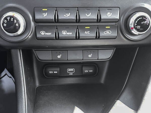 2021 Kia Sportage LX-17