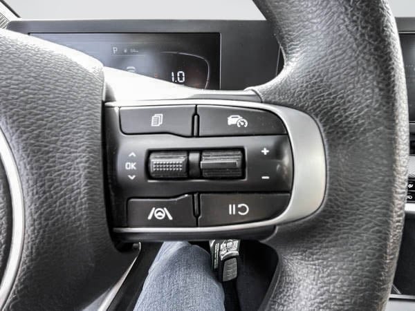 2023 Kia Sportage LX-12