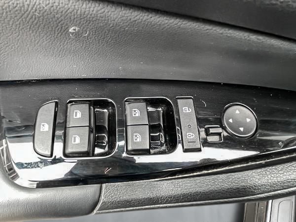 2023 Kia Sportage EX-8