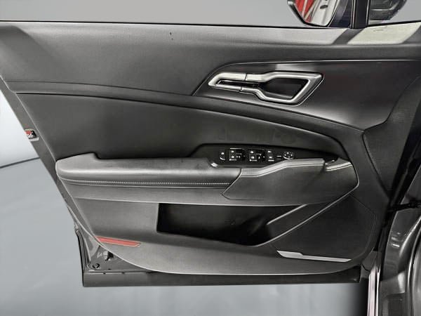 2023 Kia Sportage EX-11