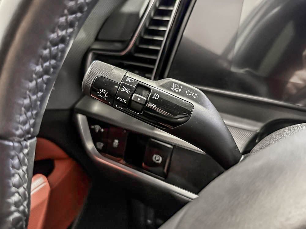 Kia Sportage EX PREMIUM 2023-21