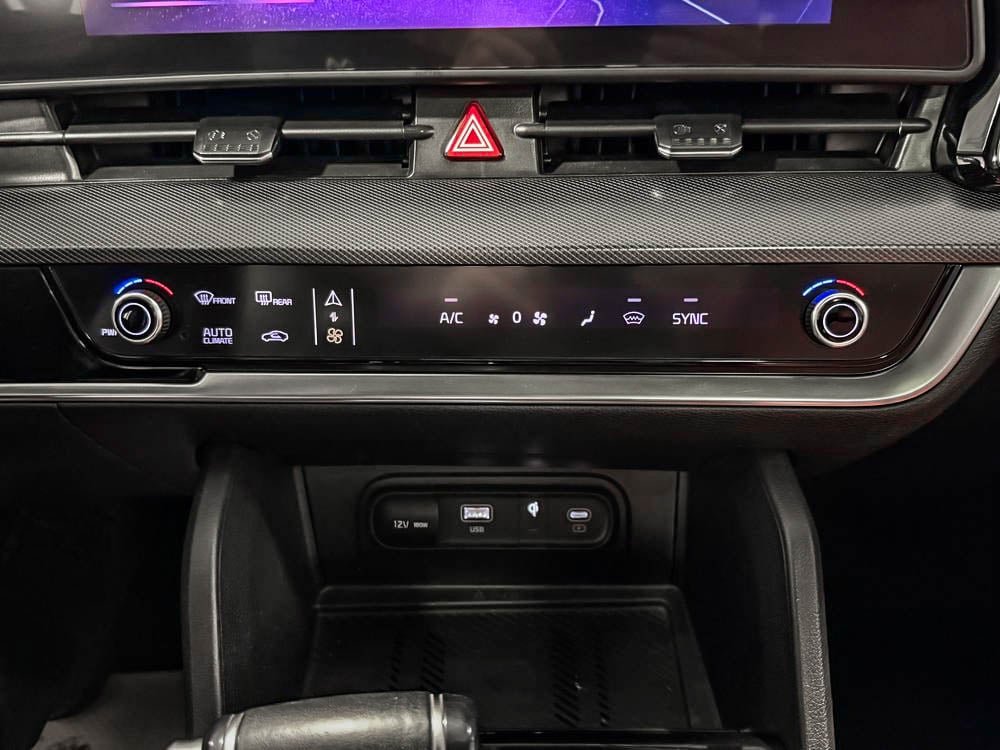 Kia Sportage EX PREMIUM 2023-27