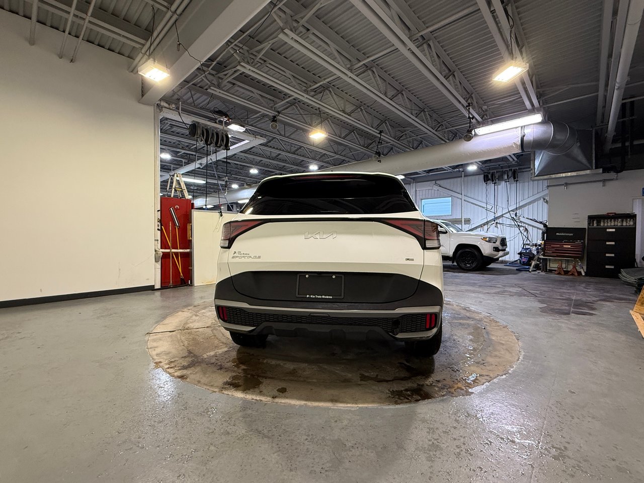2023 Kia Sportage X-LINE LIMITED-3