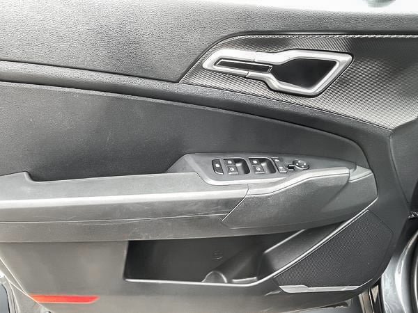 2023 Kia Sportage LX-7