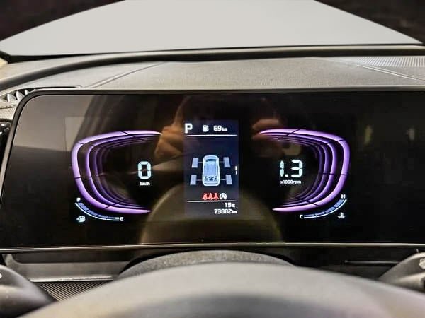 Kia Sportage EX PREMIUM 2023-19