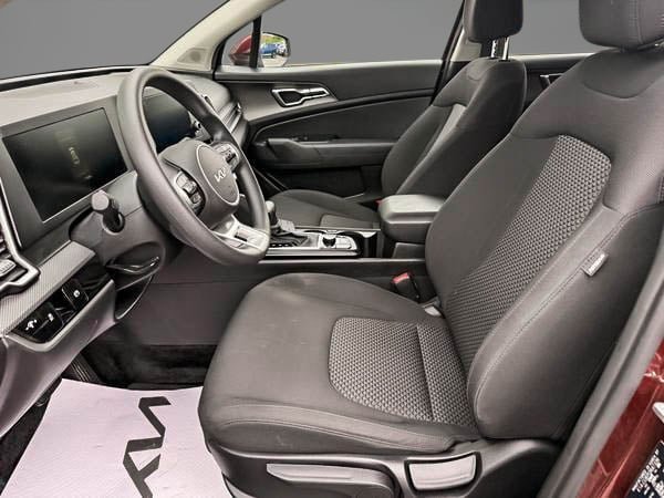 2023 Kia Sportage LX AWD-12