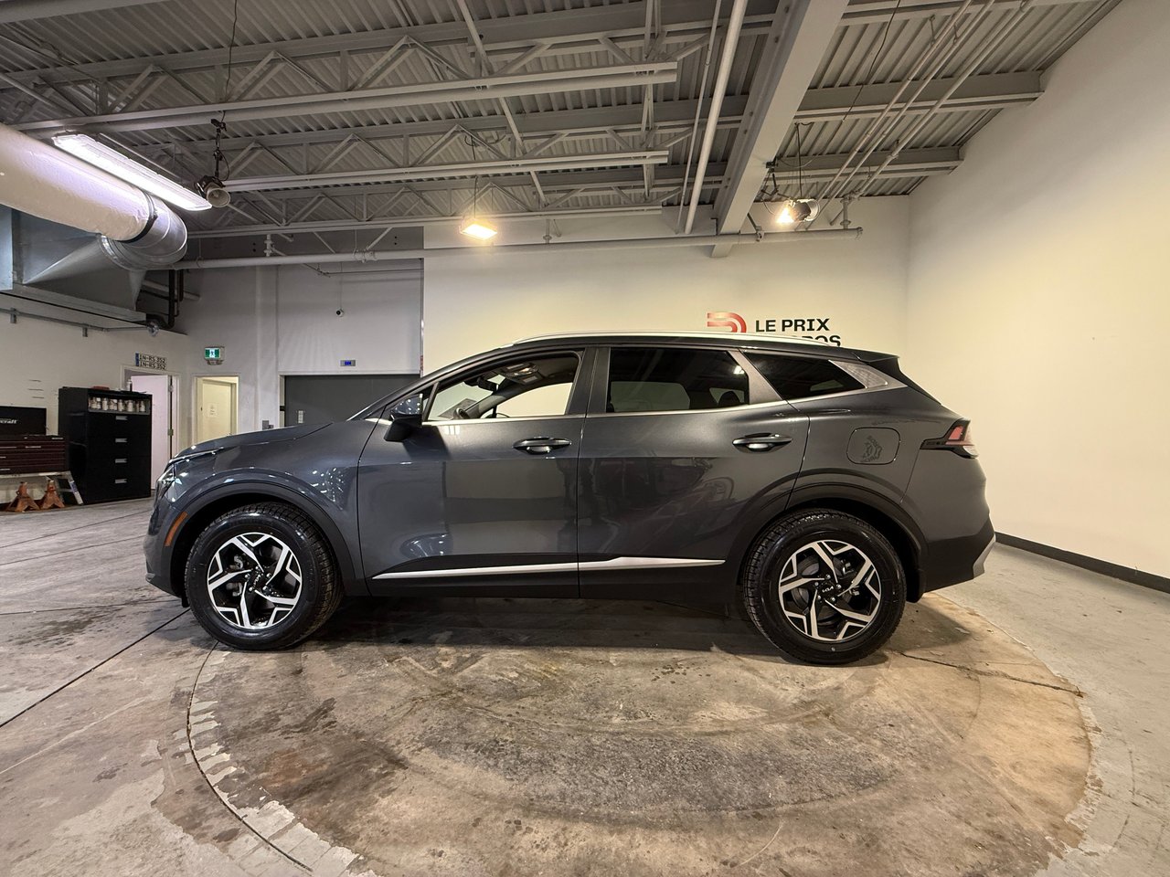 2023 Kia Sportage LX-7