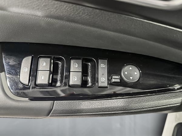 2024 Kia Sportage EX-12