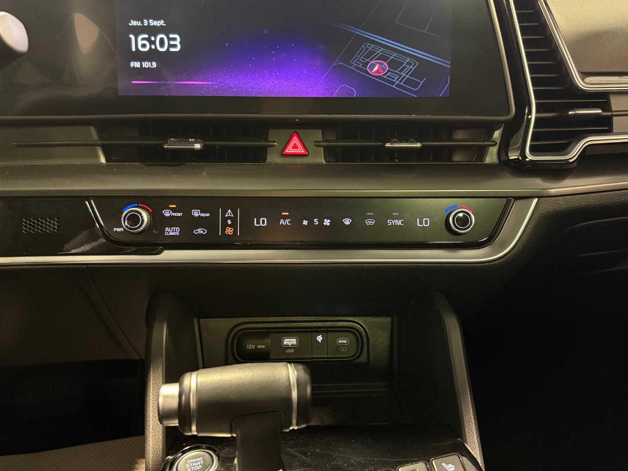 2024 Kia Sportage EX-22