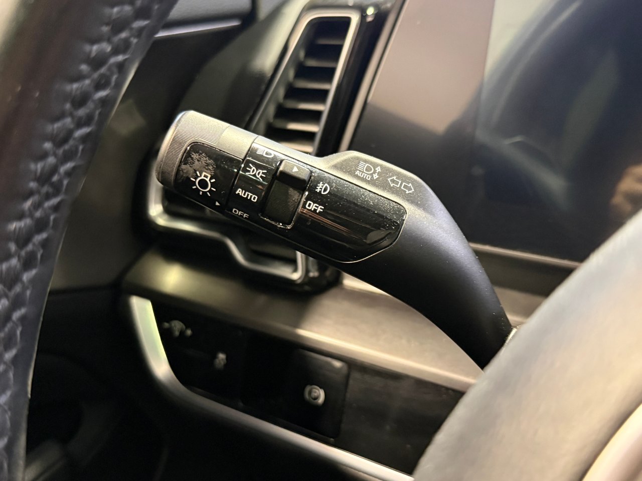 2024 Kia Sportage EX-17