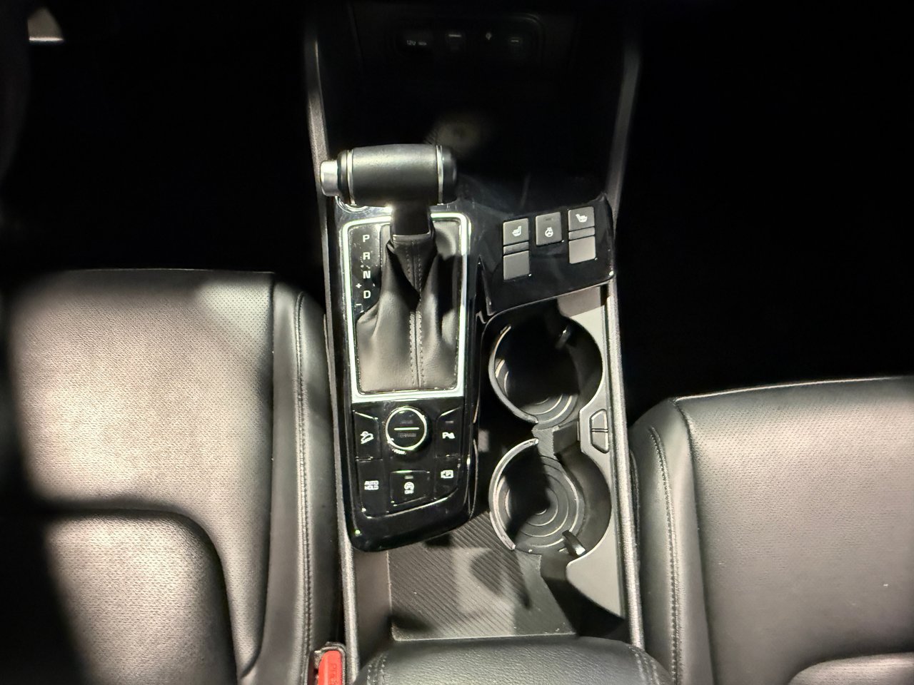 2024 Kia Sportage EX-23